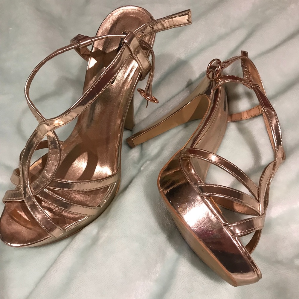 Rose Gold Heels 👠 ✨